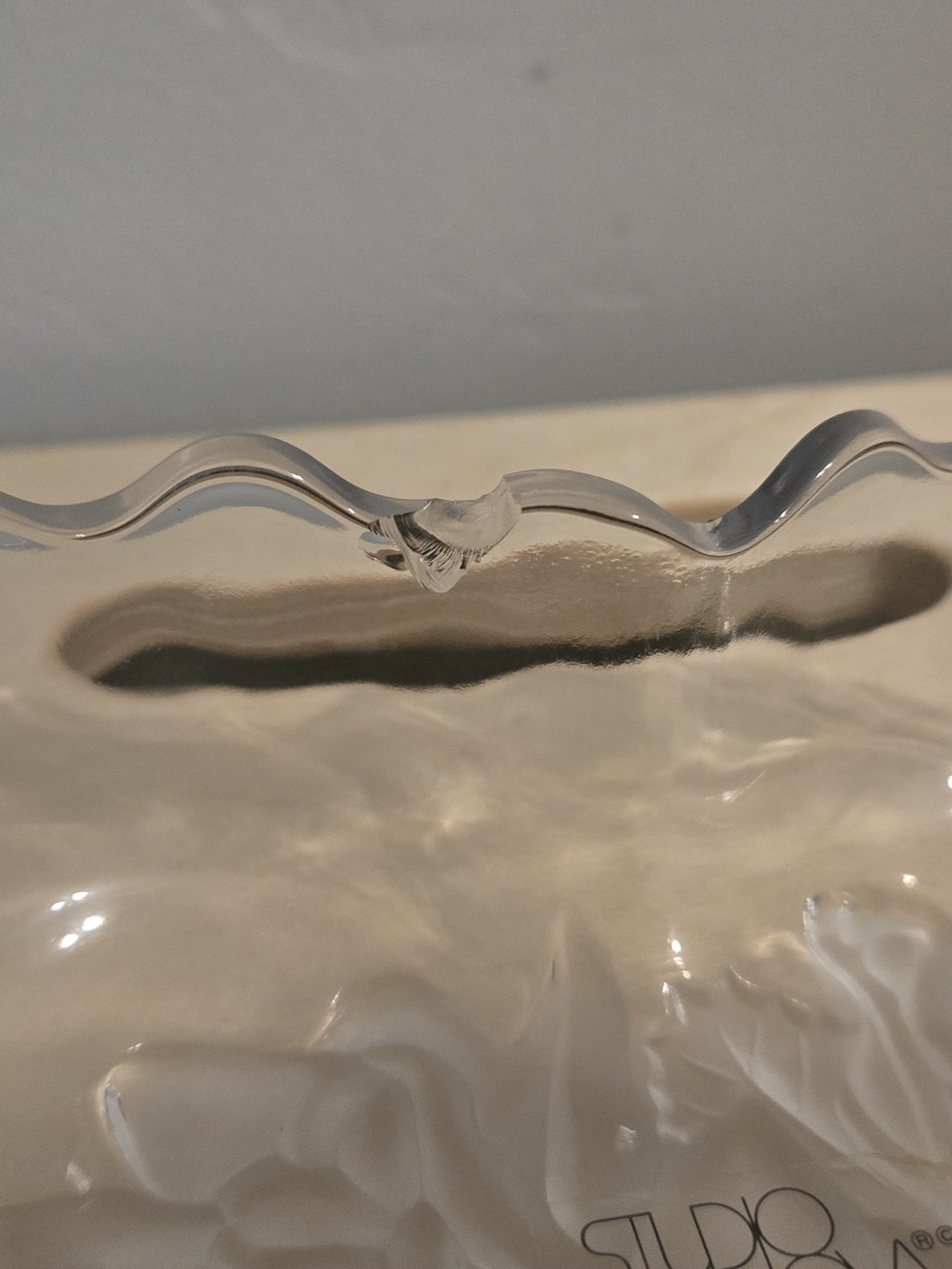 Vintage Studio Nova Heart-Shaped Crystal Dish with Rose Motif - Picture 4 of 4